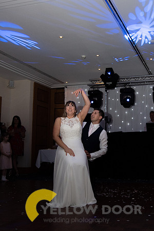 Laura & Mathew Oxfordshire wedding-419