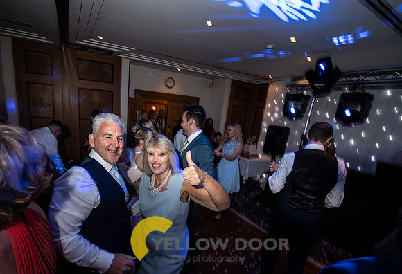 Laura & Mathew Oxfordshire wedding-439