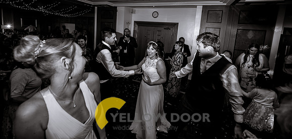 Laura & Mathew Oxfordshire wedding-441