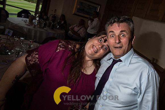 Laura & Mathew Oxfordshire wedding-445