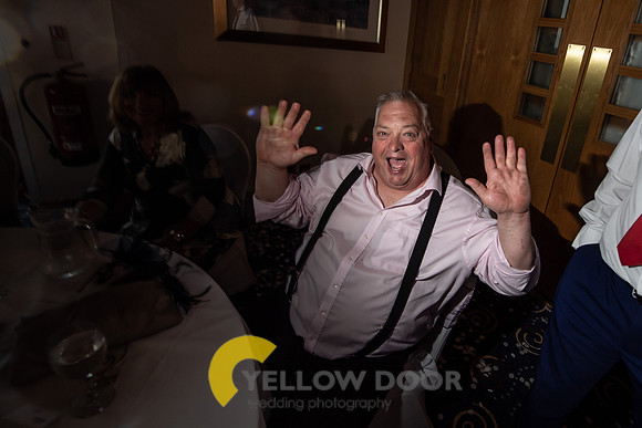 Laura & Mathew Oxfordshire wedding-447