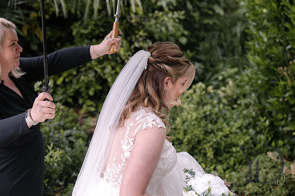 Katie & Matt Notley tythe barn- 038