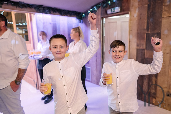 Katie & Matt Notley tythe barn- 127