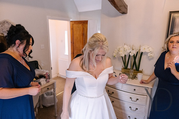 Sharon & Mark's wedding Missenden Abbey- 061