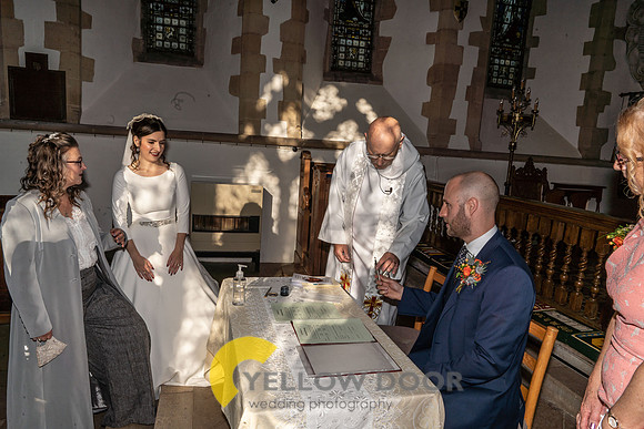 Page & Drews Thame Barns wedding_0173