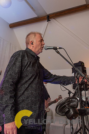 Page & Drews Thame Barns wedding_0475