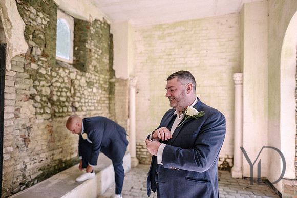 Sharon & Mark's wedding Missenden Abbey- 033