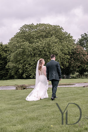 Katie & Matt Notley tythe barn- 273