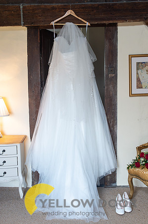 Emma and Olly Notley Tythe Barn_0001