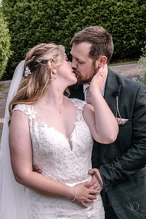 Katie & Matt Notley tythe barn- 452