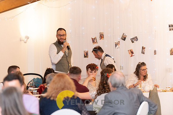 Page & Drews Thame Barns wedding_0369