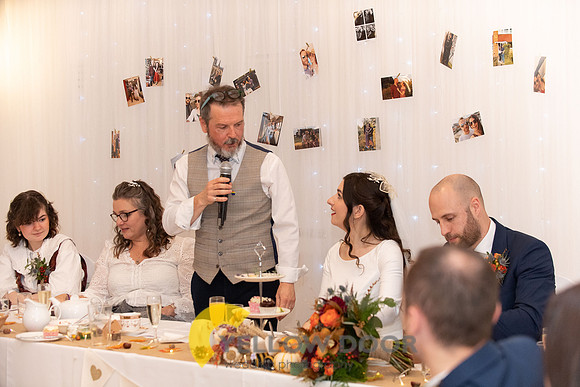 Page & Drews Thame Barns wedding_0371