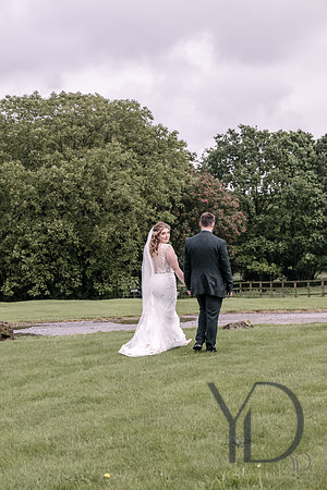 Katie & Matt Notley tythe barn- 275