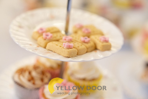 Page & Drews Thame Barns wedding_0353
