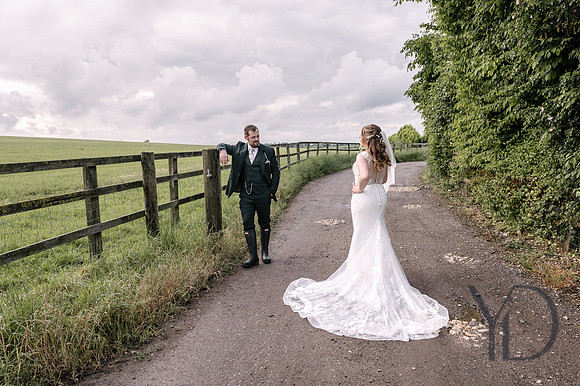 Katie & Matt Notley tythe barn- 453