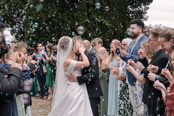 Jordana & Josh Notley Tythe Barn- 330