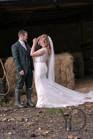 Katie & Matt Notley tythe barn- 426