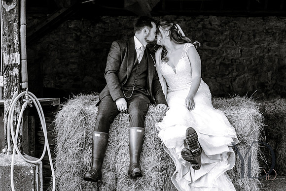 Katie & Matt Notley tythe barn- 419