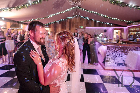 Katie & Matt Notley tythe barn- 494