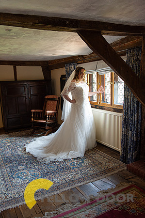Emma and Olly Notley Tythe Barn_0041