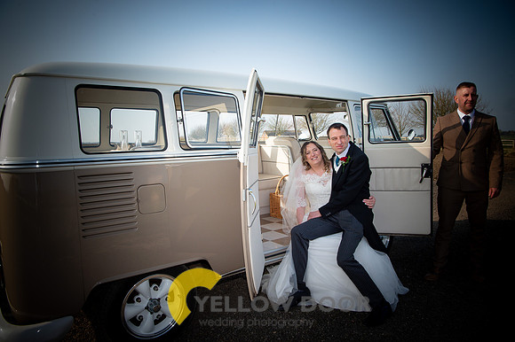 Emma and Olly Notley Tythe Barn_0274