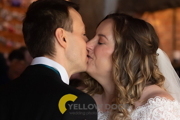 Emma and Olly Notley Tythe Barn_0206