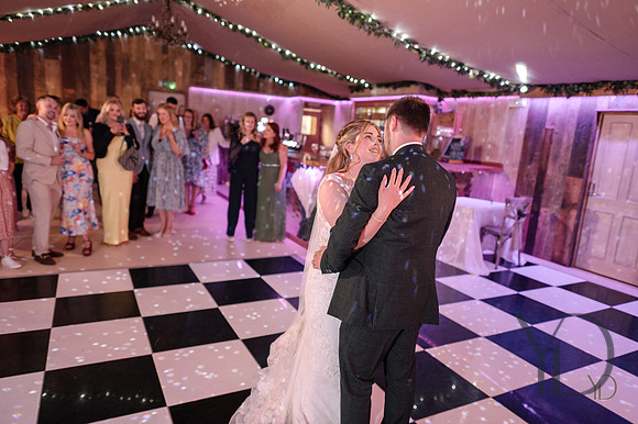 Katie & Matt Notley tythe barn- 499