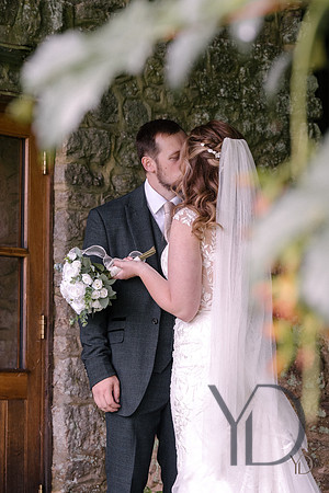 Katie & Matt Notley tythe barn- 253
