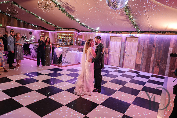 Katie & Matt Notley tythe barn- 496