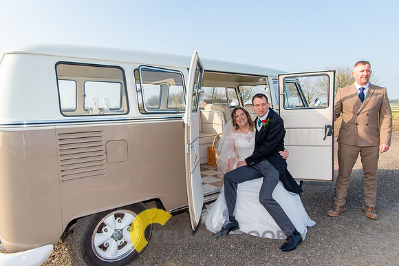 Emma and Olly Notley Tythe Barn_0273