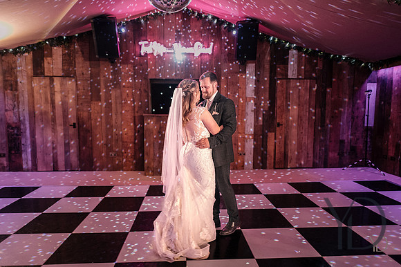 Katie & Matt Notley tythe barn- 486
