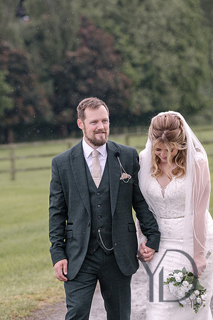 Katie & Matt Notley tythe barn- 285