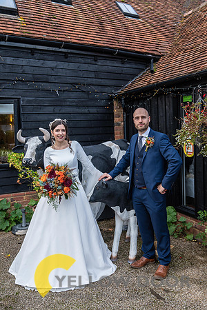 Page & Drews Thame Barns wedding_0327