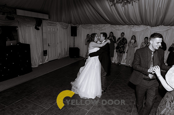 Emma and Olly Notley Tythe Barn_0473