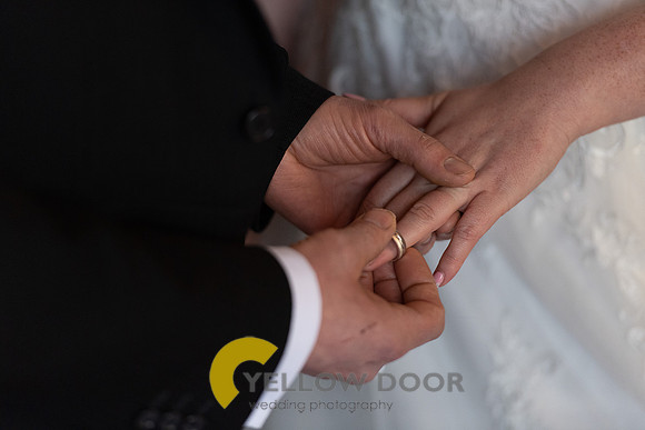 Emma and Olly Notley Tythe Barn_0192