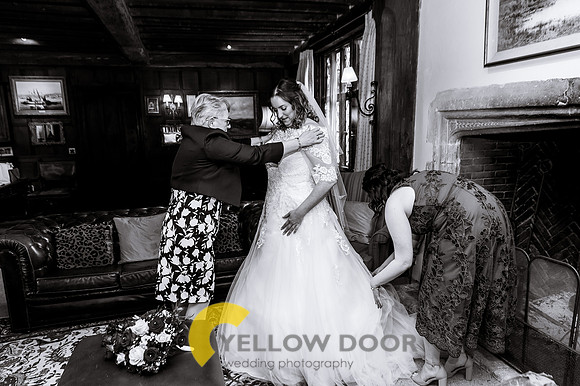Emma and Olly Notley Tythe Barn_0060