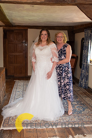 Emma and Olly Notley Tythe Barn_0044