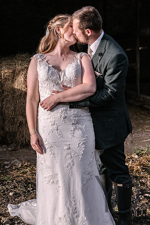 Katie & Matt Notley tythe barn- 434