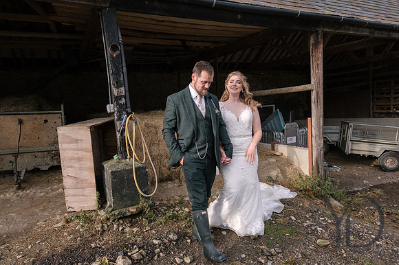 Katie & Matt Notley tythe barn- 433