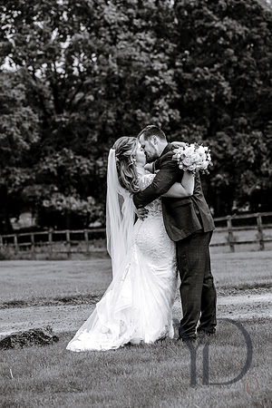 Katie & Matt Notley tythe barn- 279