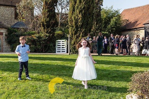 Emma and Olly Notley Tythe Barn_0250