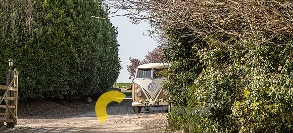 Emma and Olly Notley Tythe Barn_0095