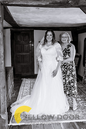 Emma and Olly Notley Tythe Barn_0045