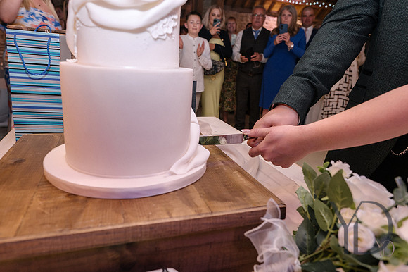 Katie & Matt Notley tythe barn- 483