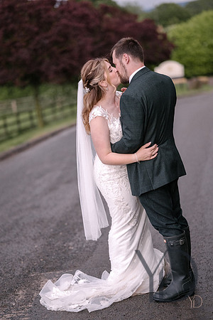 Katie & Matt Notley tythe barn- 473