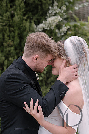 Jordana & Josh Notley Tythe Barn- 396