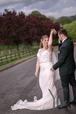 Katie & Matt Notley tythe barn- 474