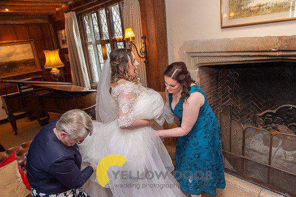 Emma and Olly Notley Tythe Barn_0057