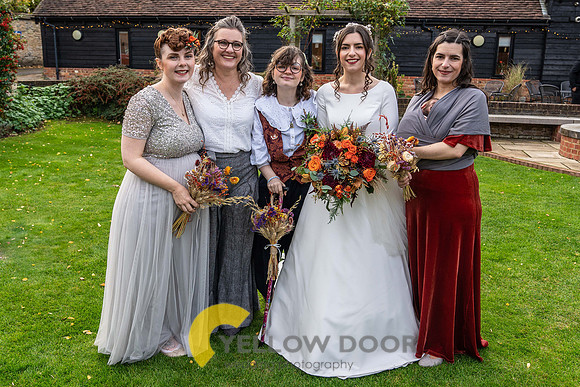 Page & Drews Thame Barns wedding_0324